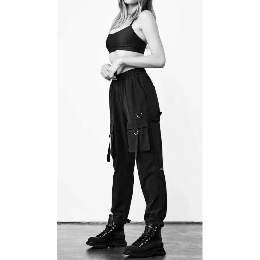 Alo High-Waist City Wise Cargo Pant Black Edgy Gothic Utility Hi-Rise Joggers XS